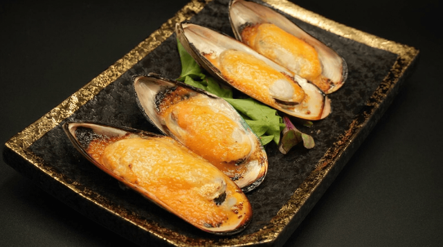 Dynamite Mussels (4).